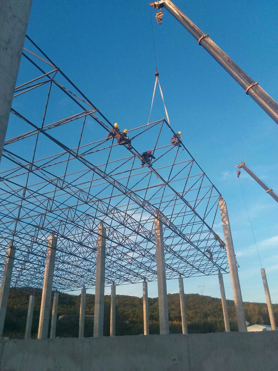 都江堰汪清物流园网架